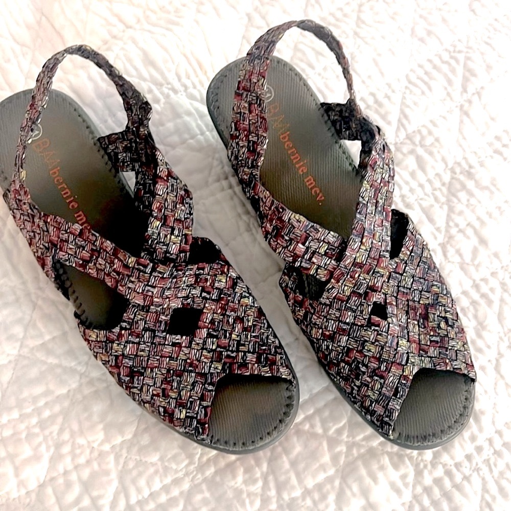 Bernie mev wedge sandals, elastic straps